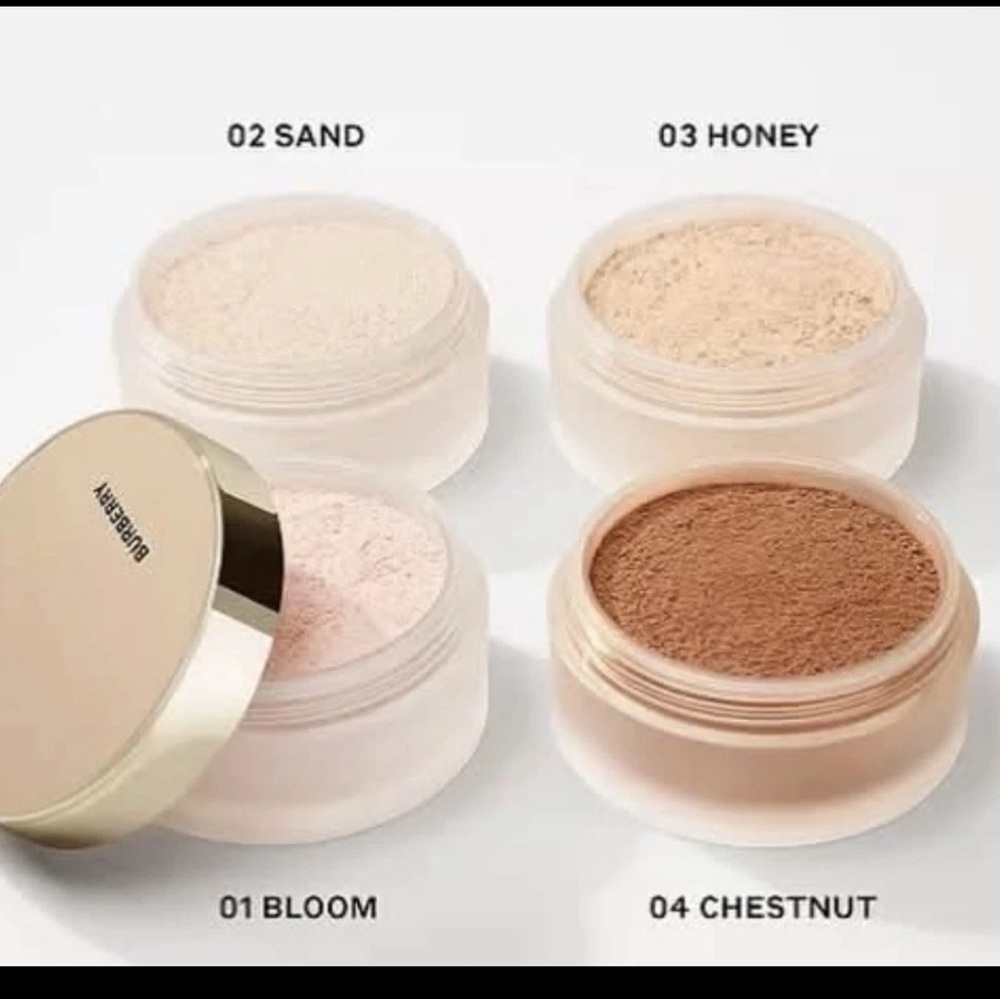NIB BURBERRY Beyond Wear Finishing & Smoothing Loose Powder 03 HONEY $57